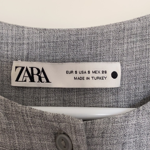 Dress - Picture 2 of 3